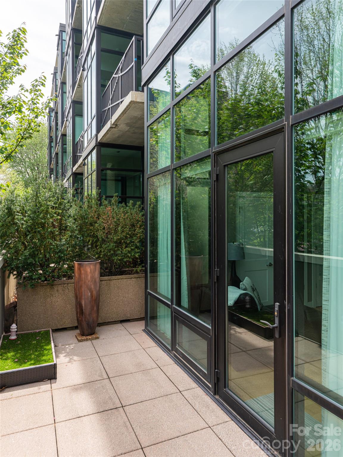 60 North Market - Residential