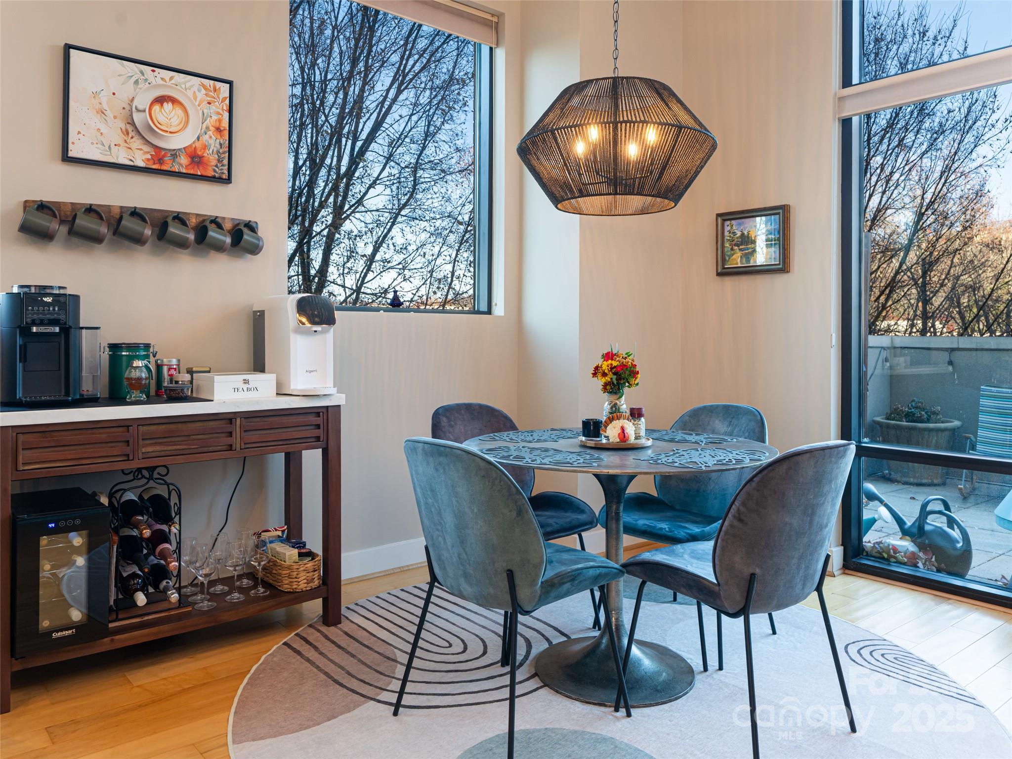 60 North Market - Residential