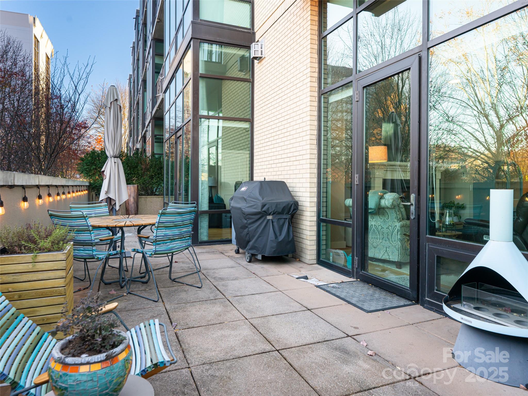 60 North Market - Residential