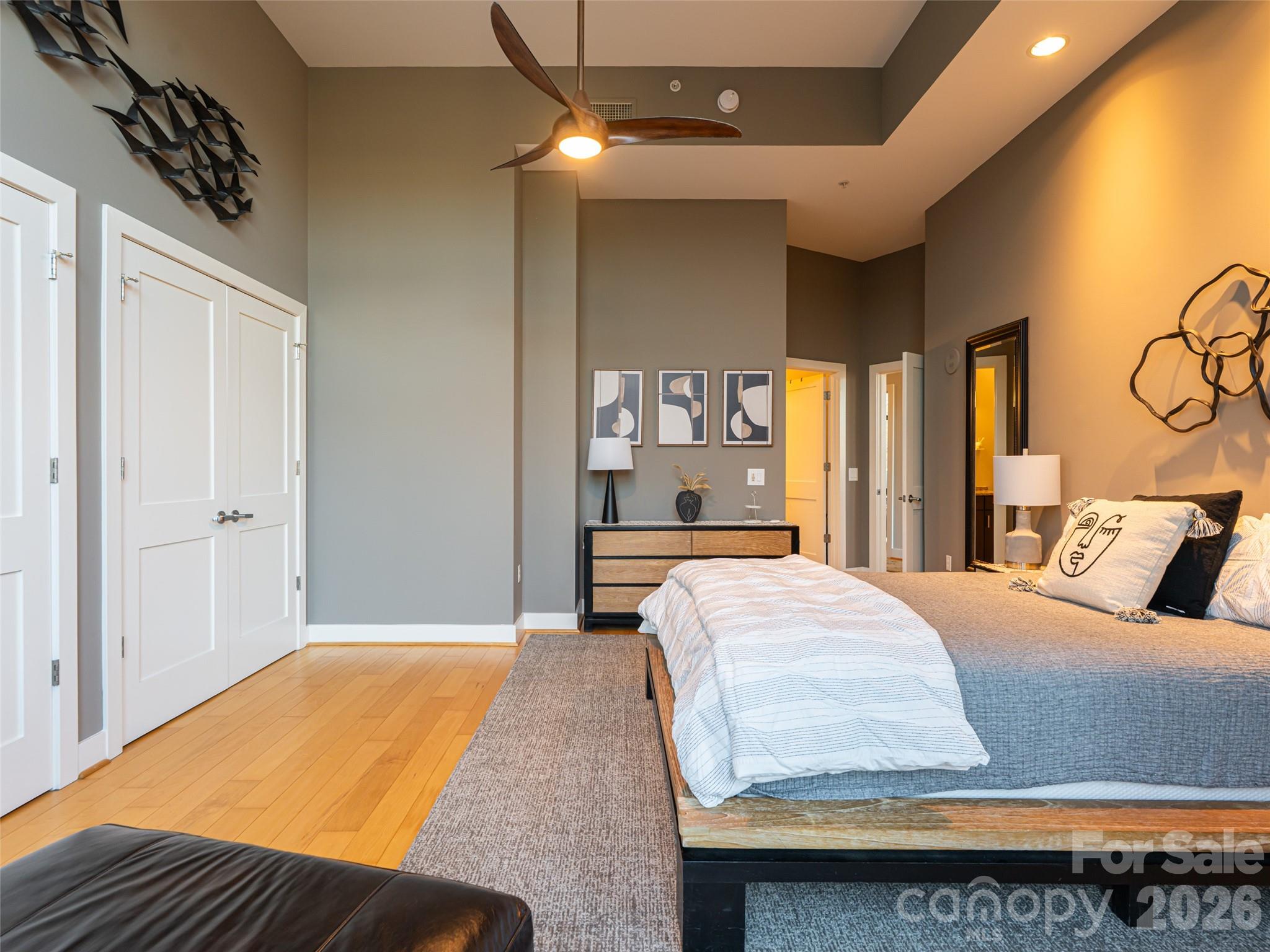 60 North Market - Residential