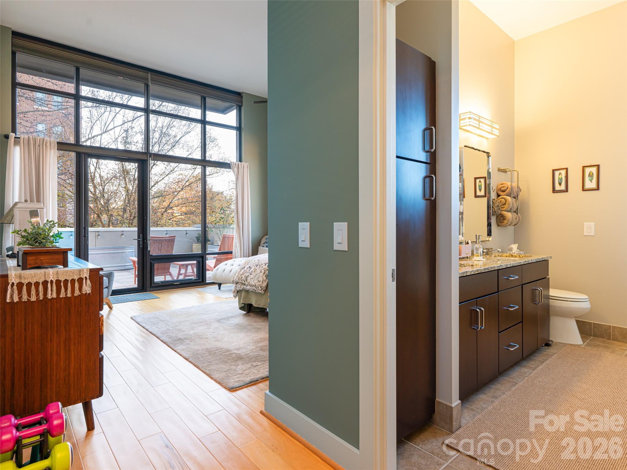 60 North Market - Residential