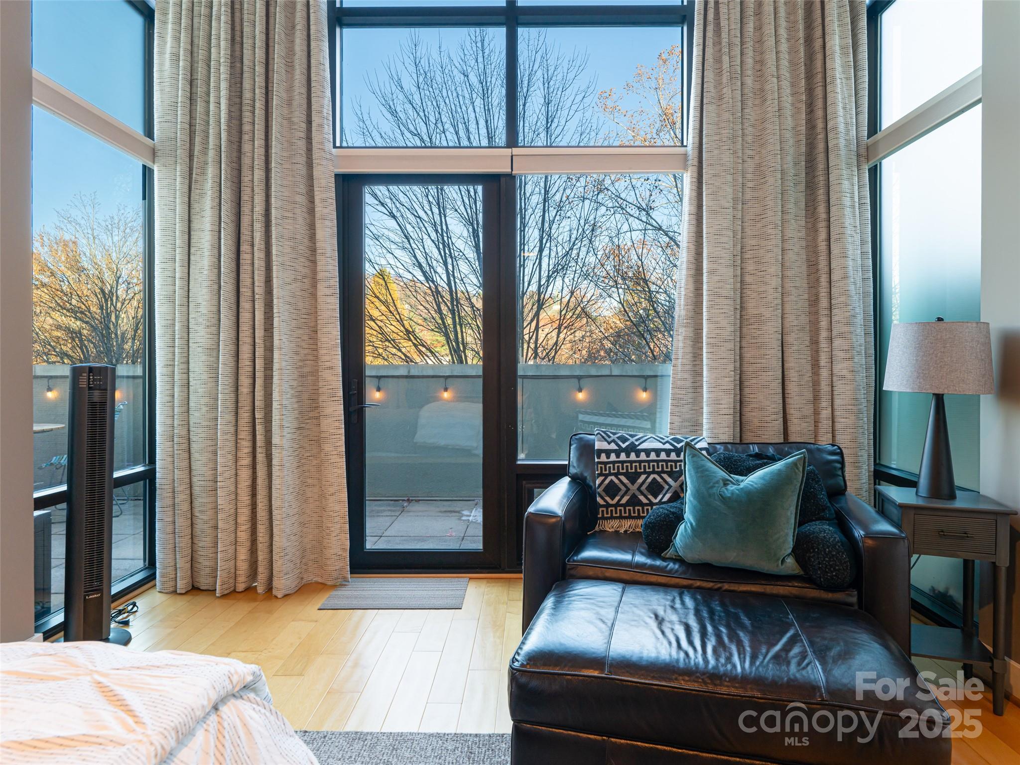 60 North Market - Residential