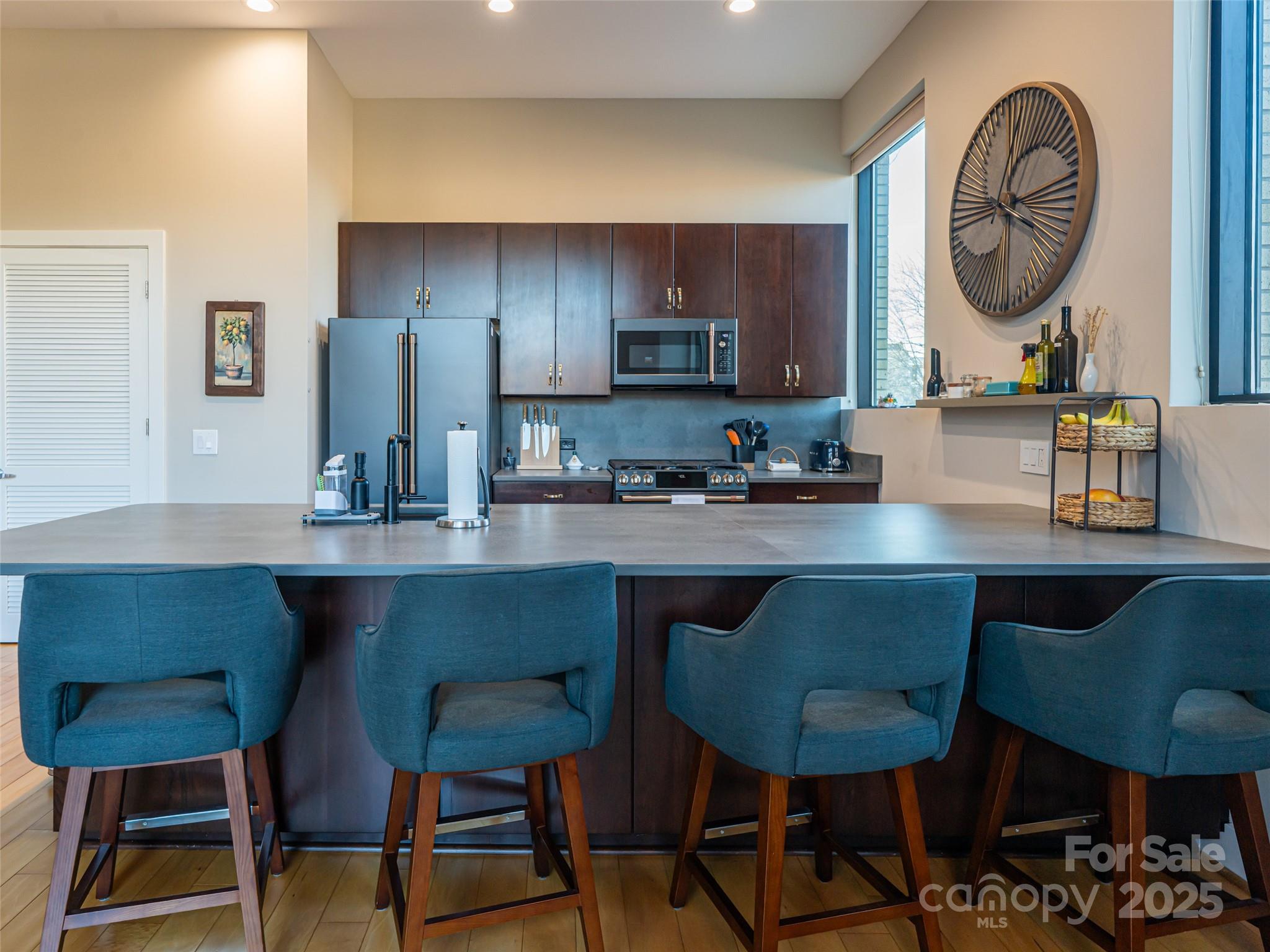 60 North Market - Residential