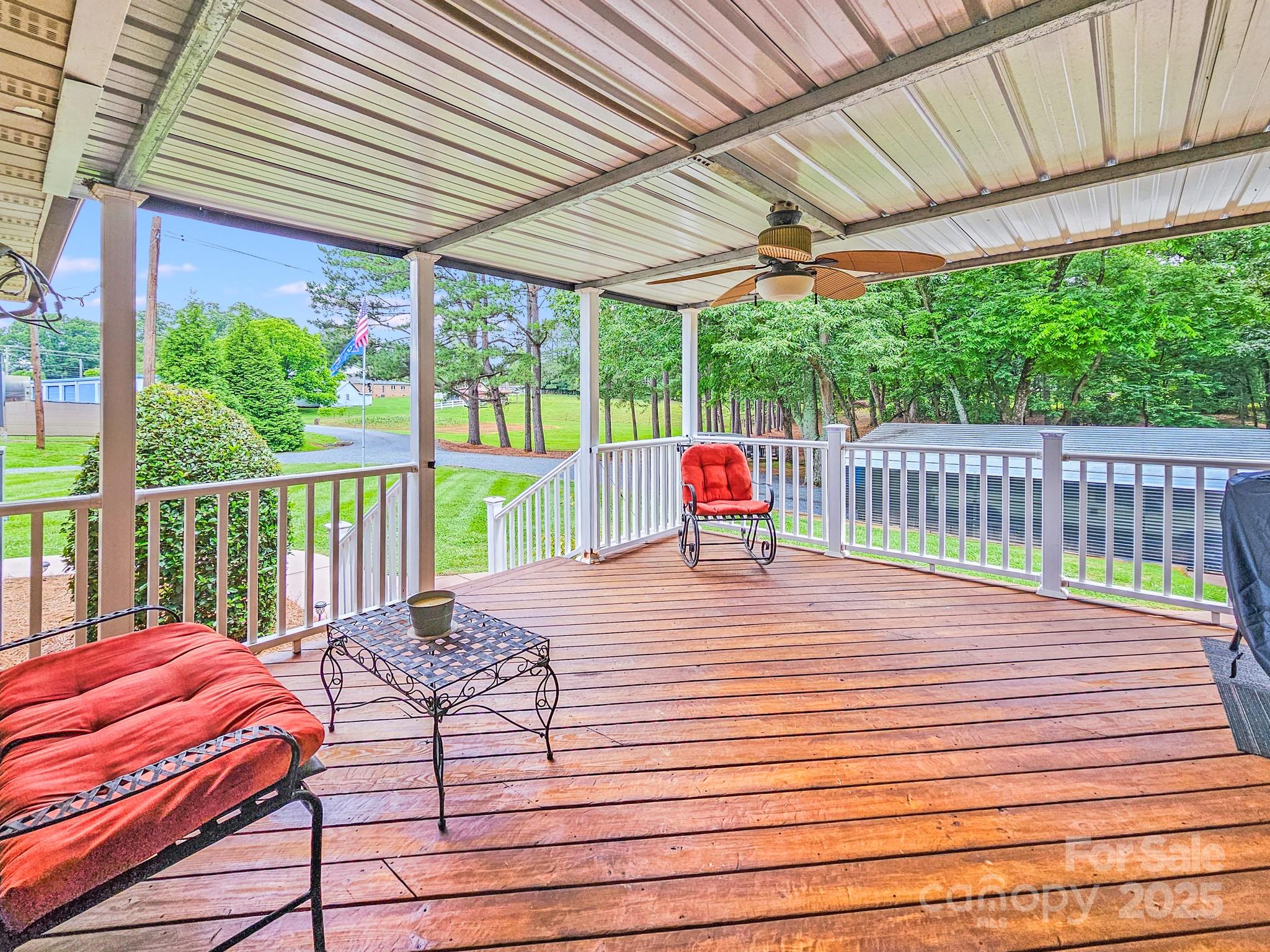 211 Drive Inn Road