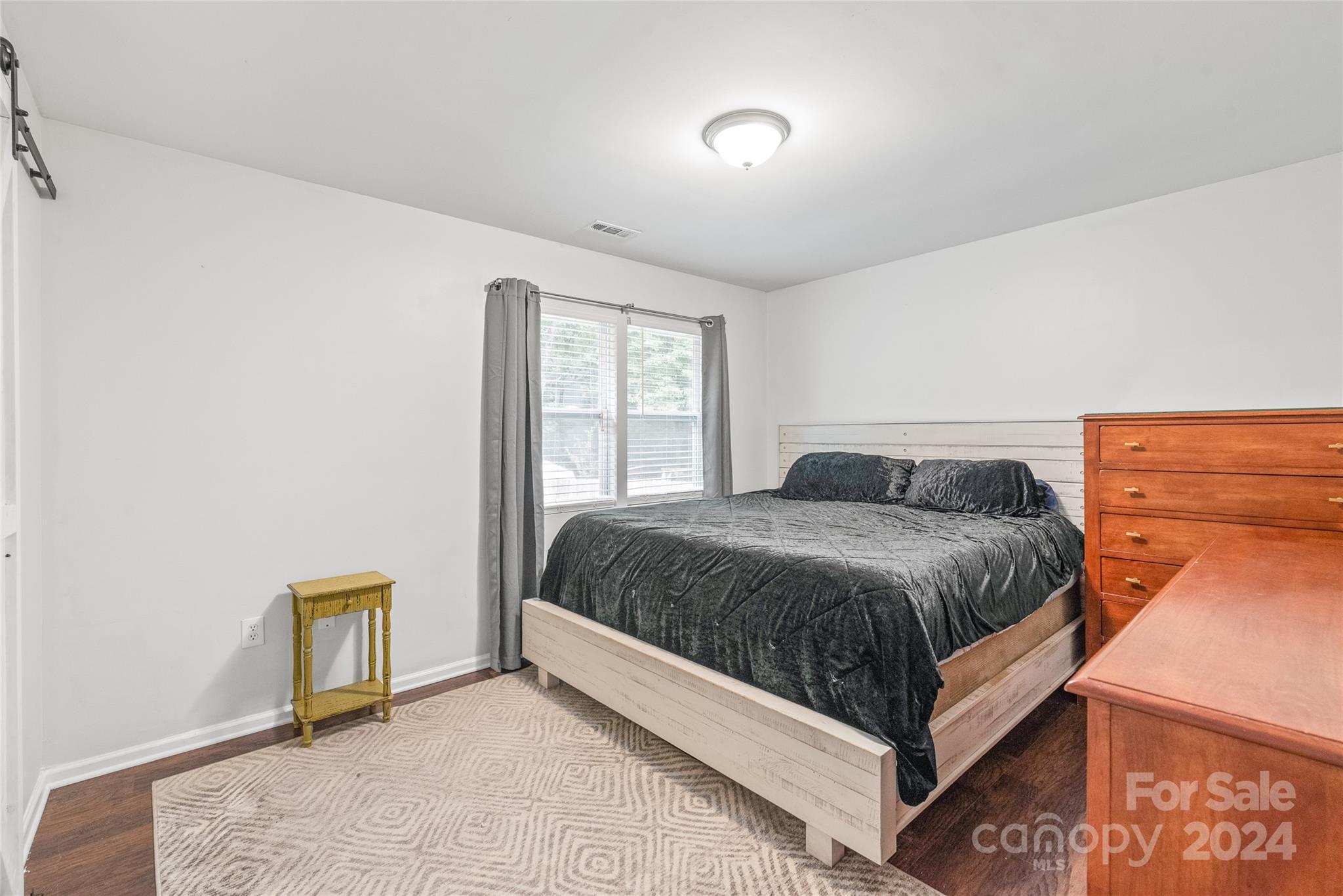 Old Oaks - Residential