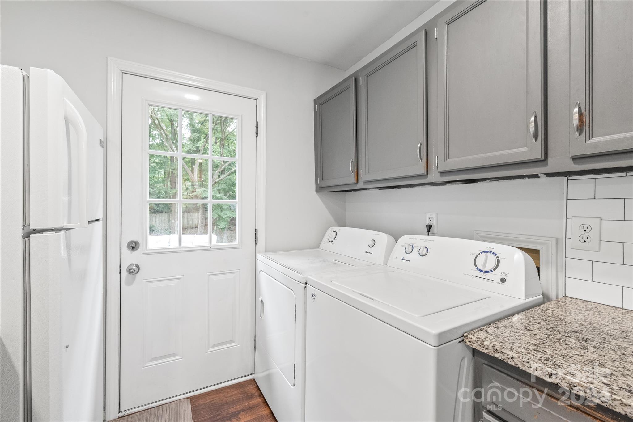 Old Oaks - Residential