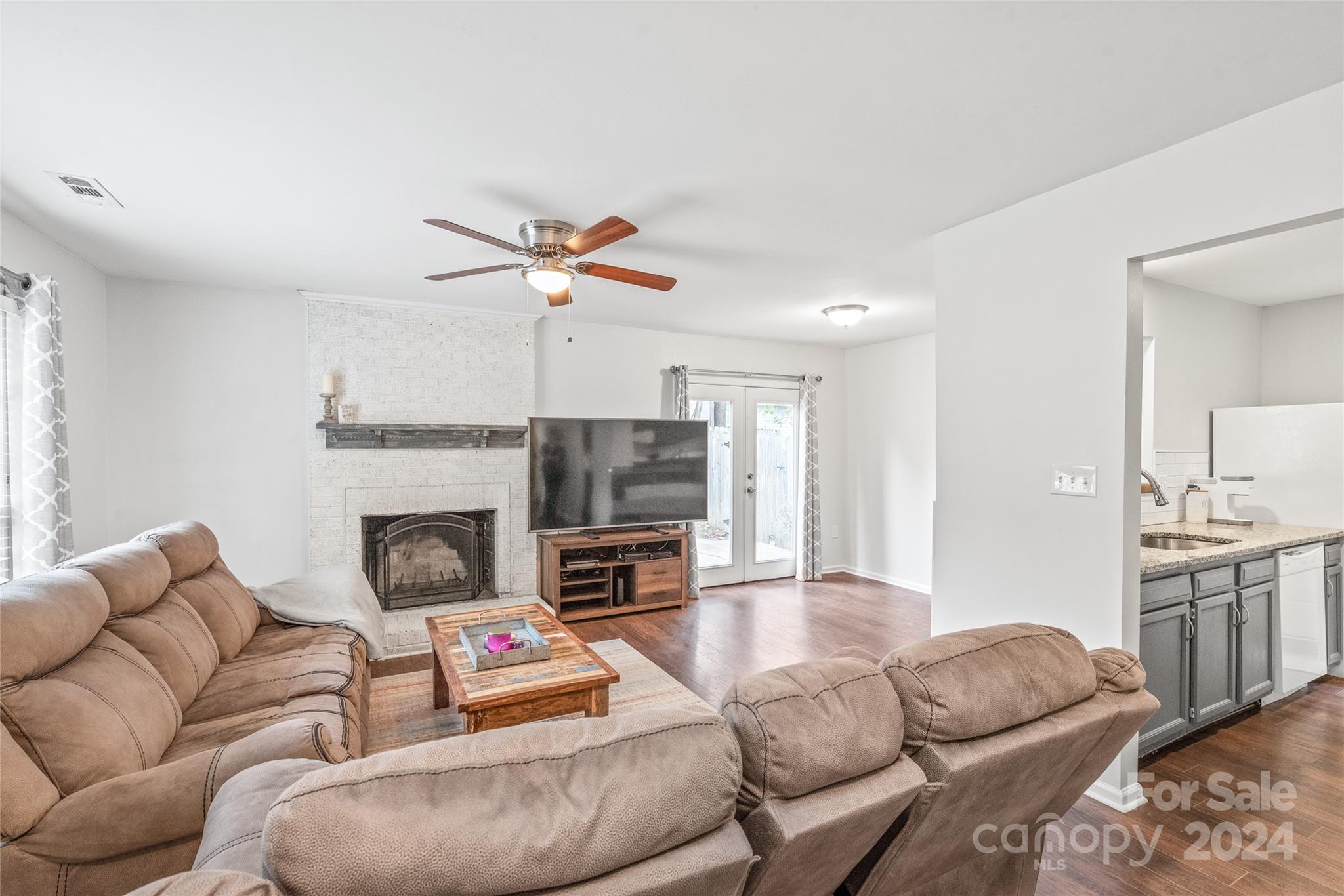 Old Oaks - Residential