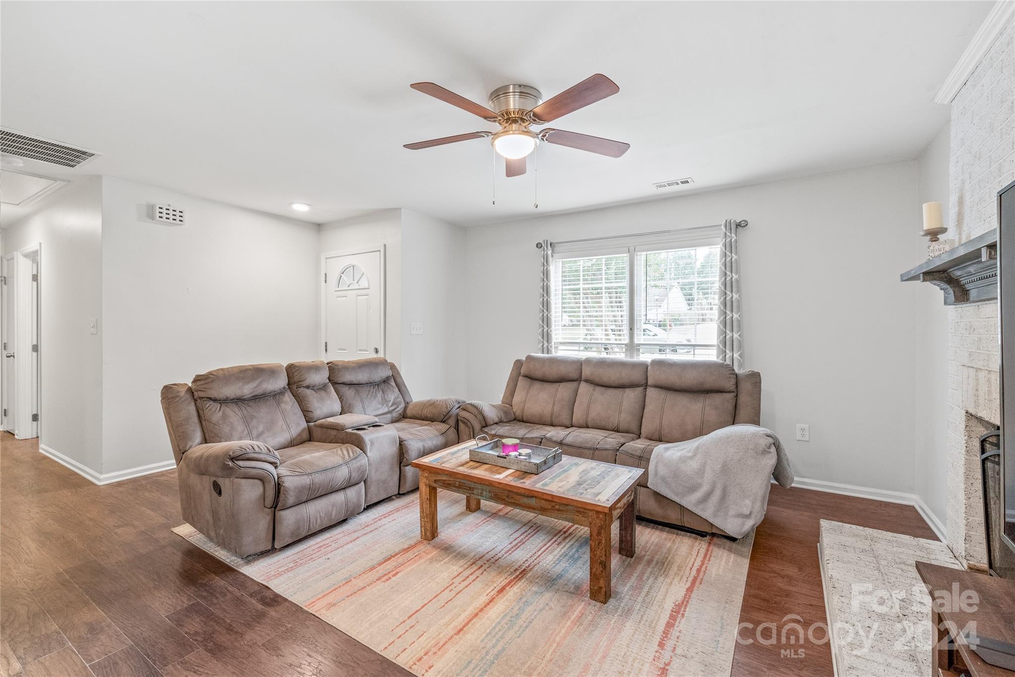 Old Oaks - Residential