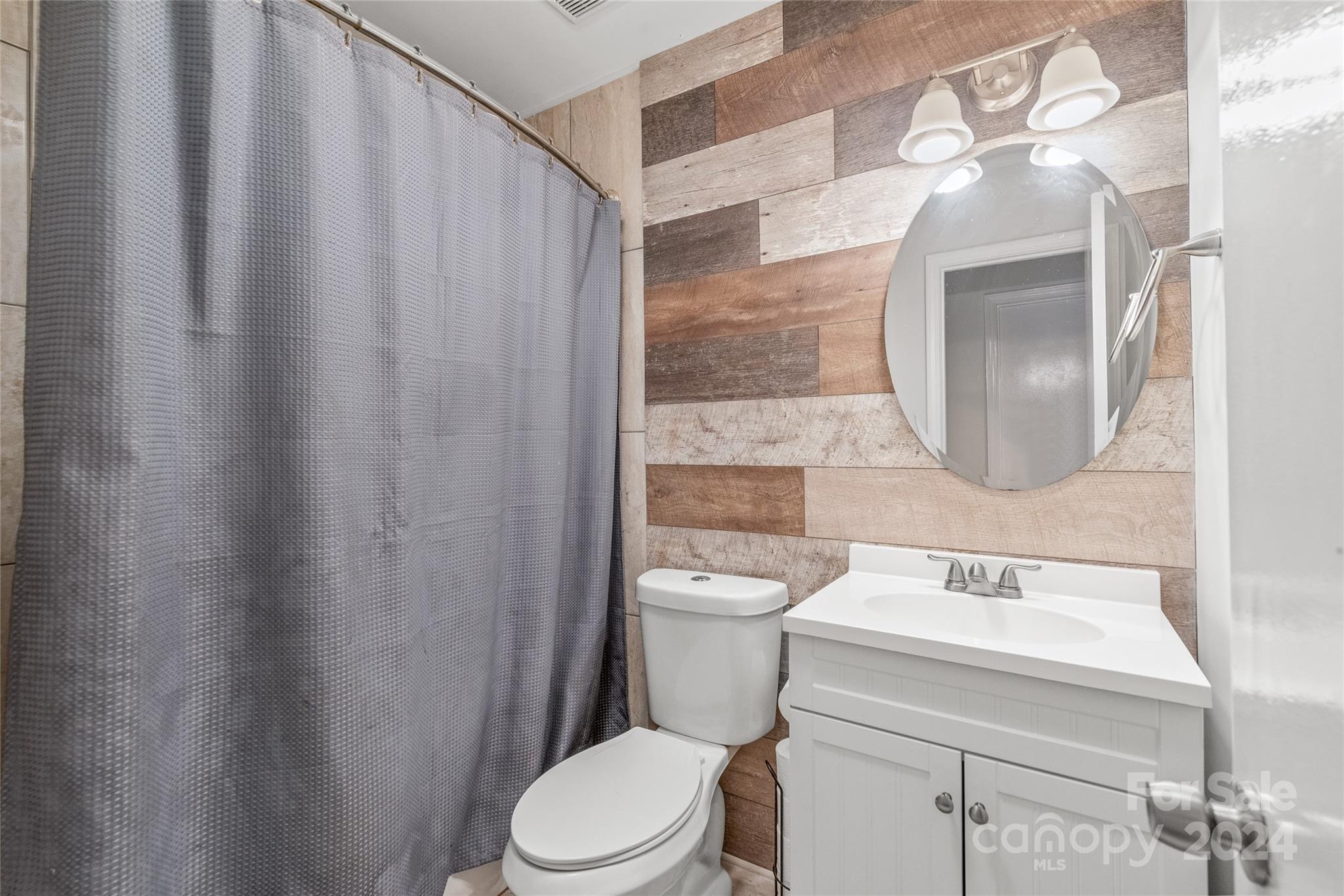 Old Oaks - Residential