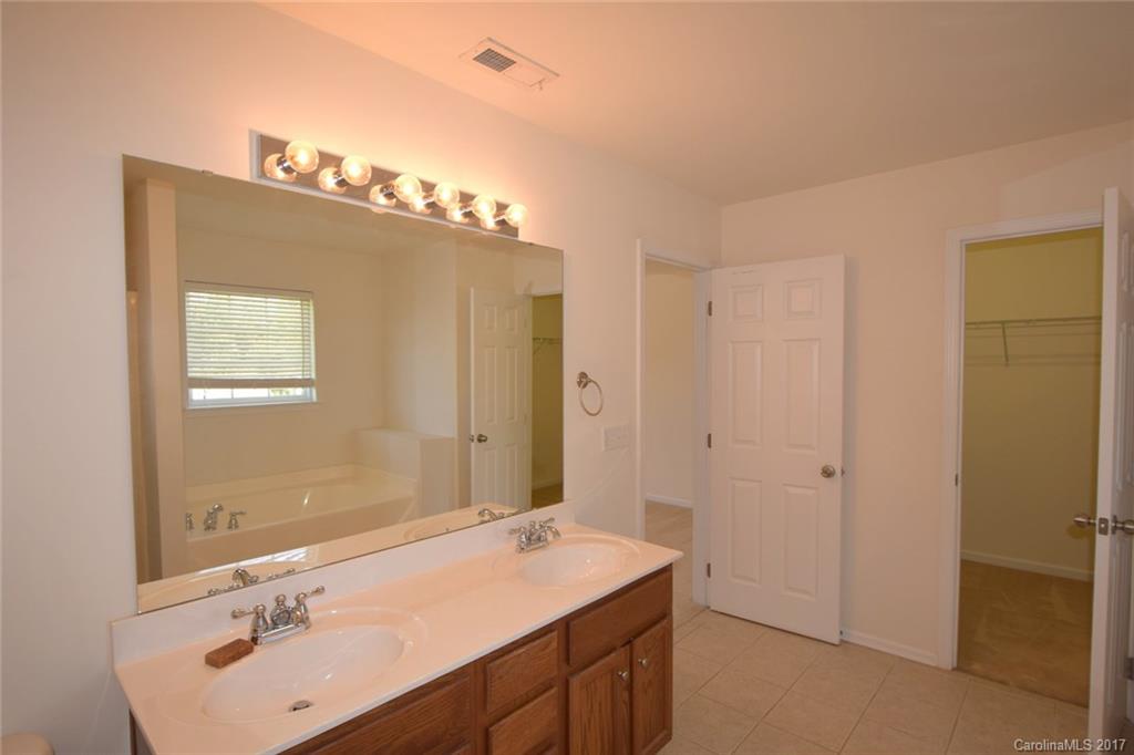 Dutchmans Meadow - Residential