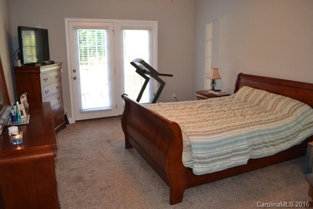 Seven Oaks - Residential