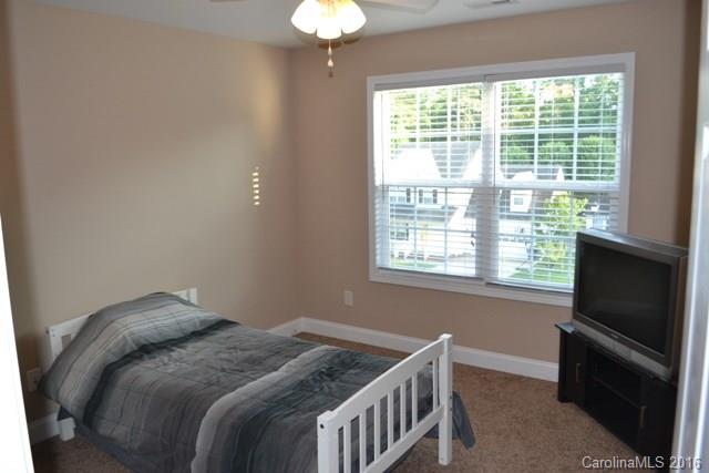 Seven Oaks - Residential