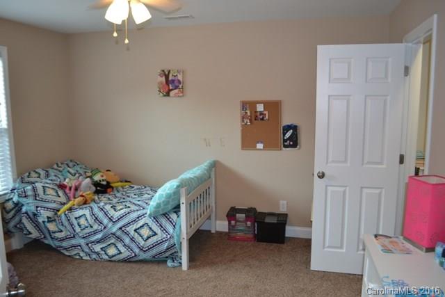 Seven Oaks - Residential