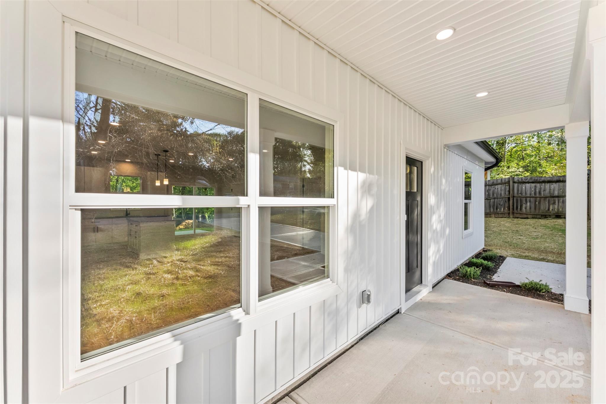 551 Belfast Drive