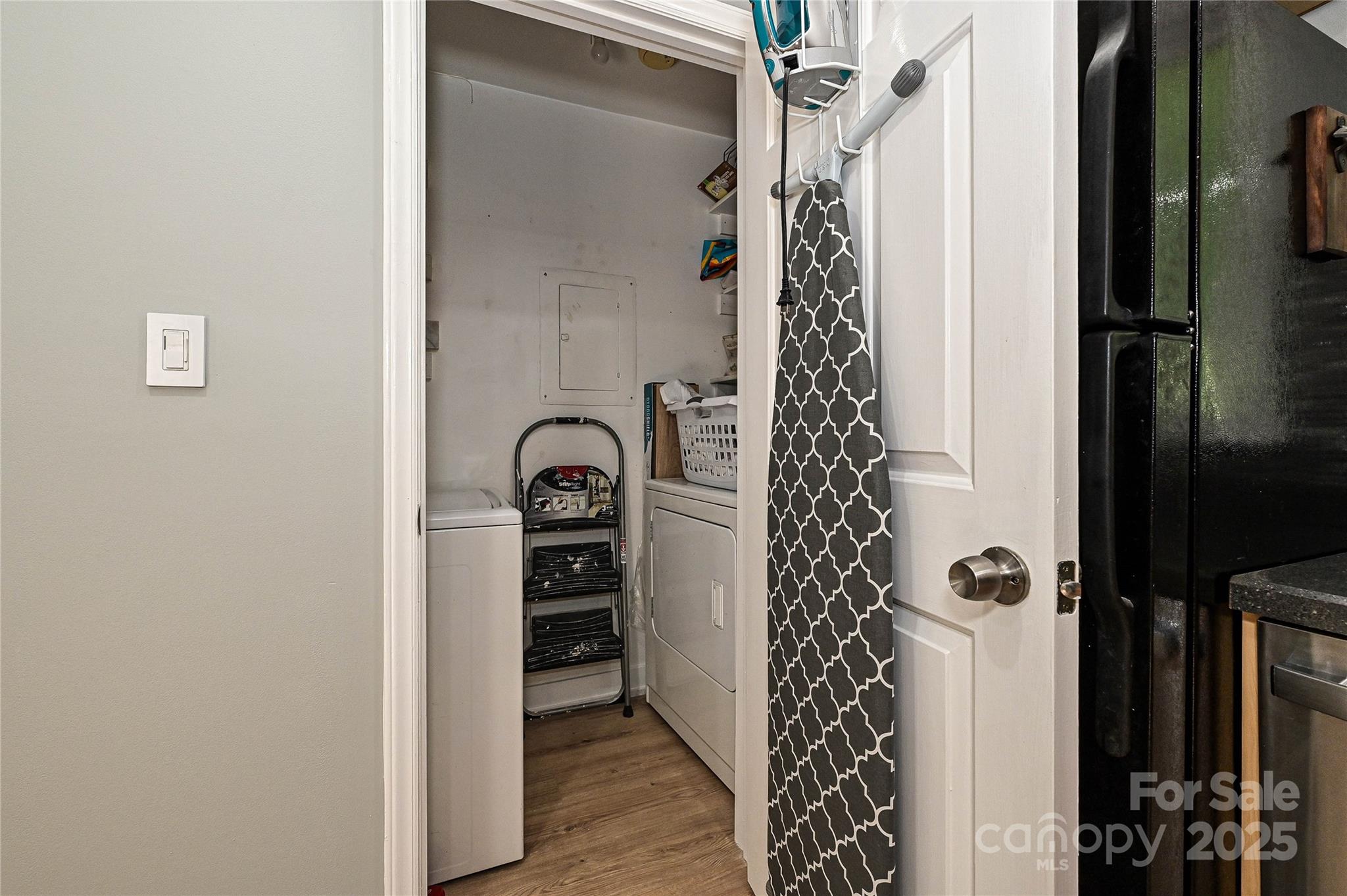 Springfield Square - Residential