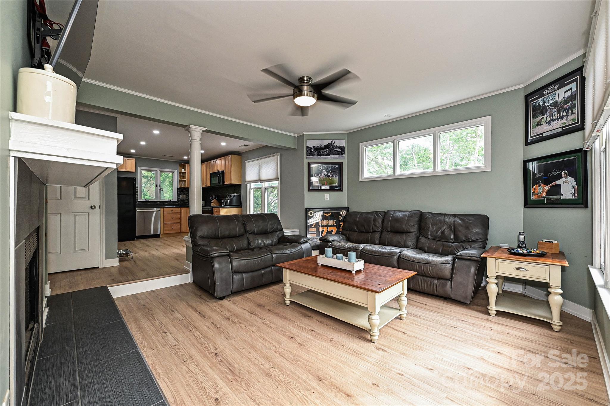 433-68 W 8th Street