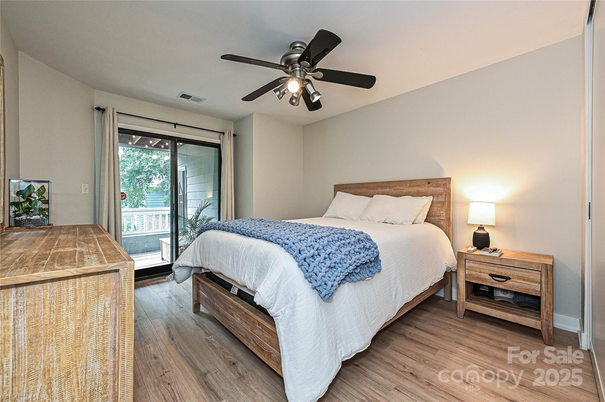 Springfield Square - Residential