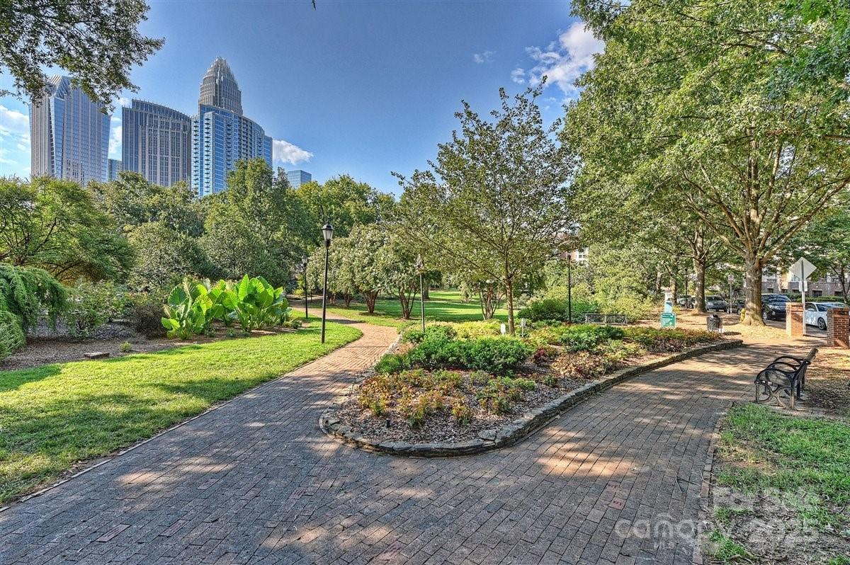 Springfield Square - Residential