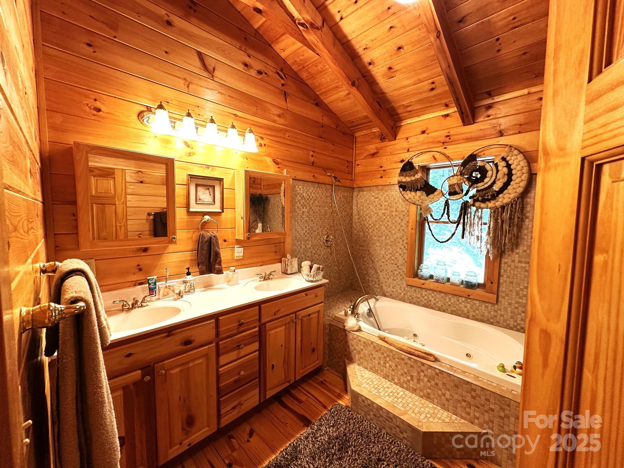 Riverbend Highlands - Residential