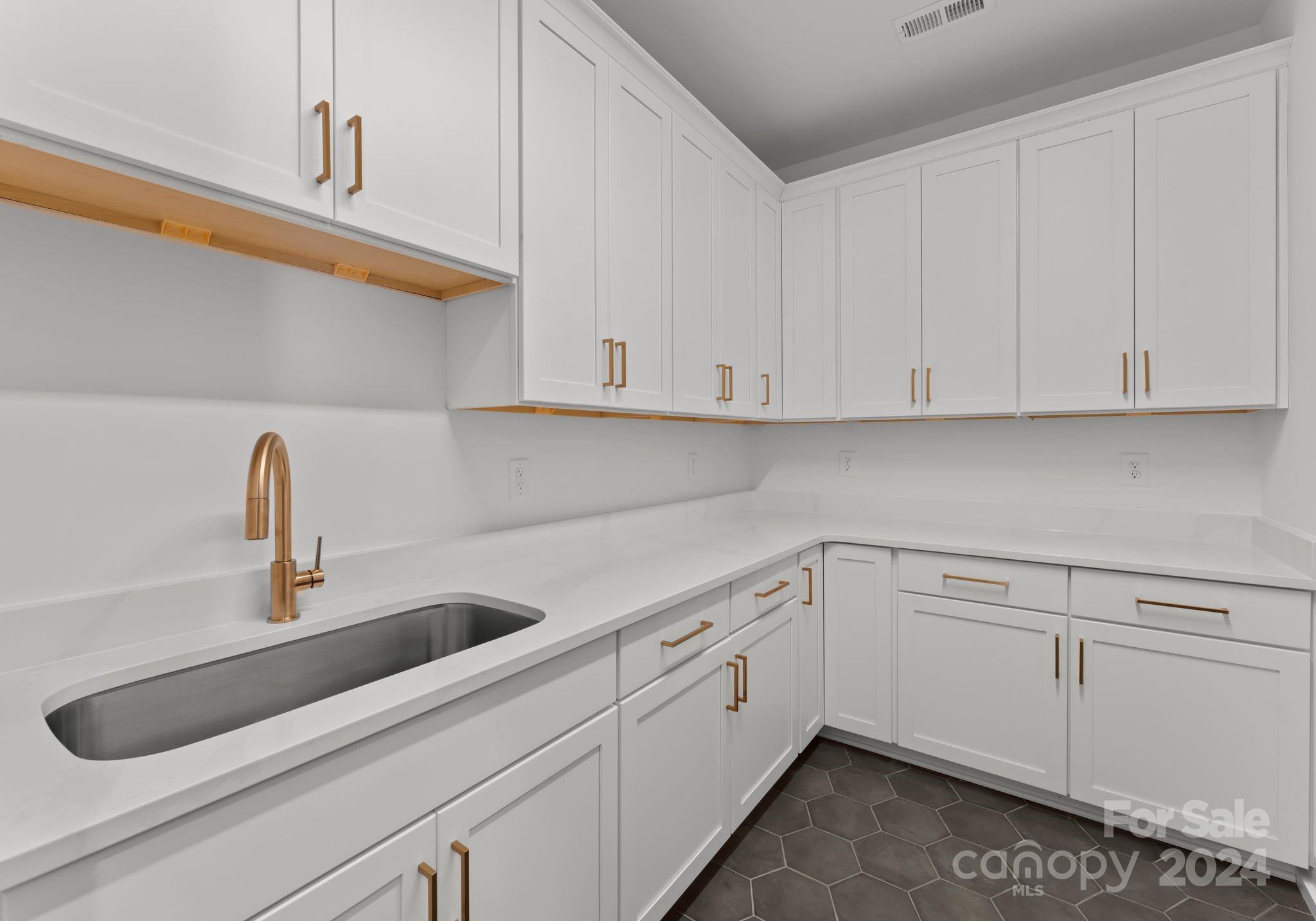 Villa Heights - Residential