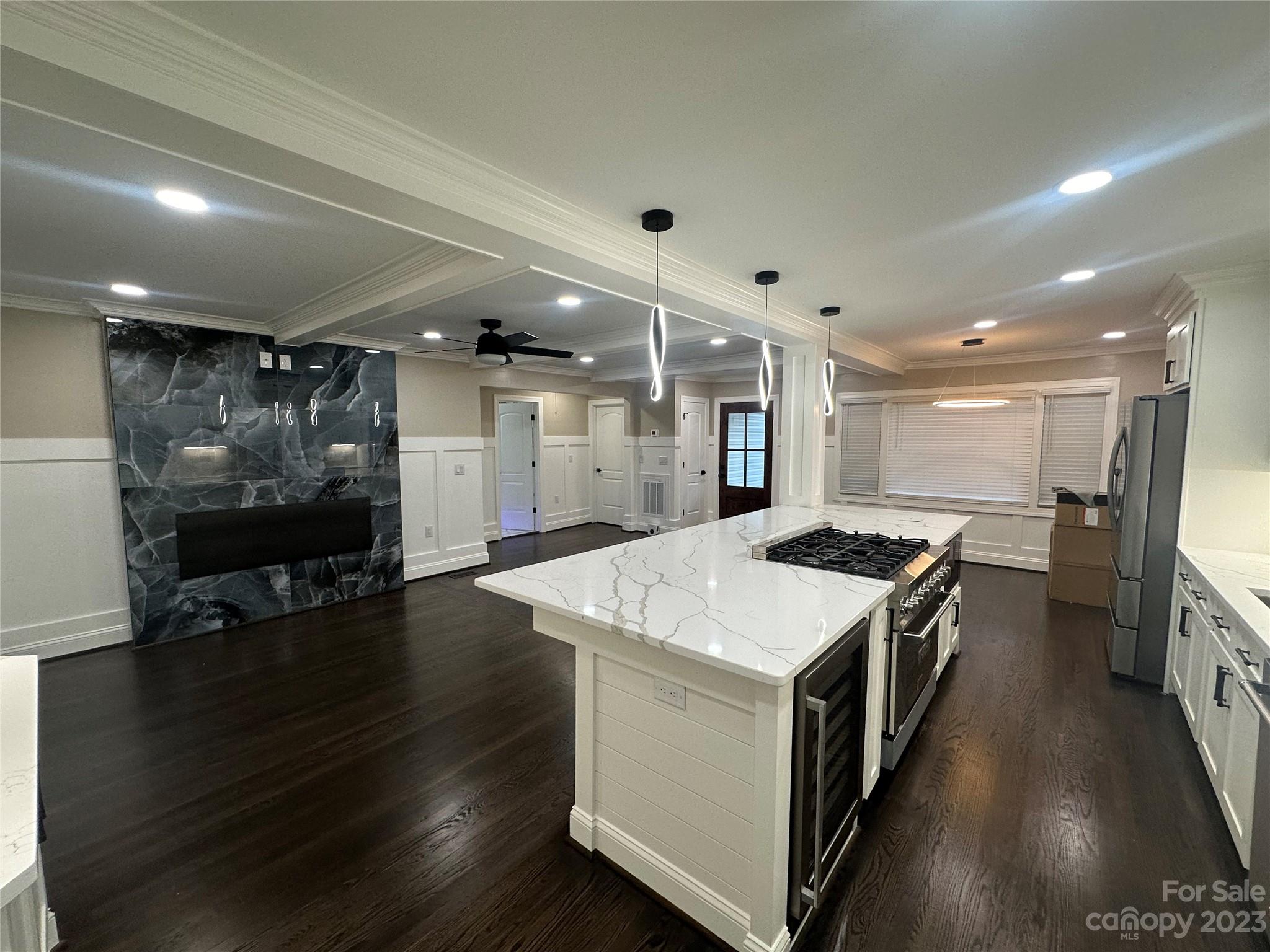 Merry Oaks - Residential