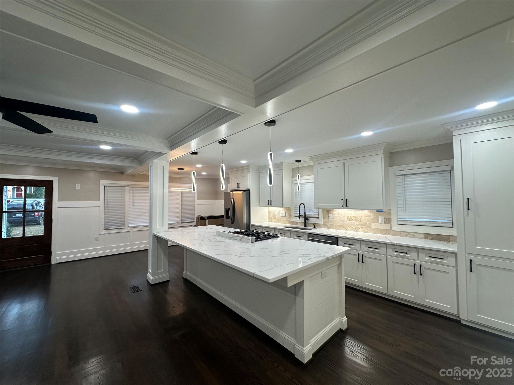 Merry Oaks - Residential