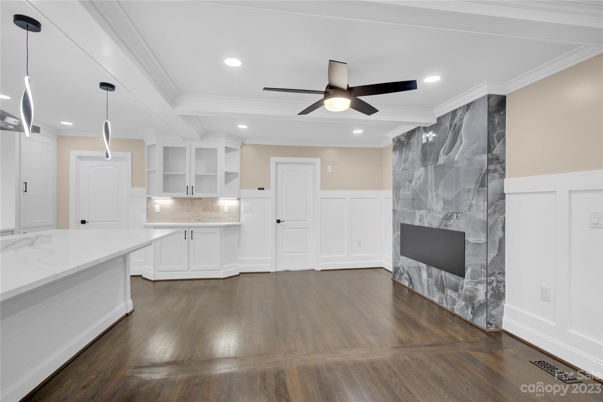 Merry Oaks - Residential