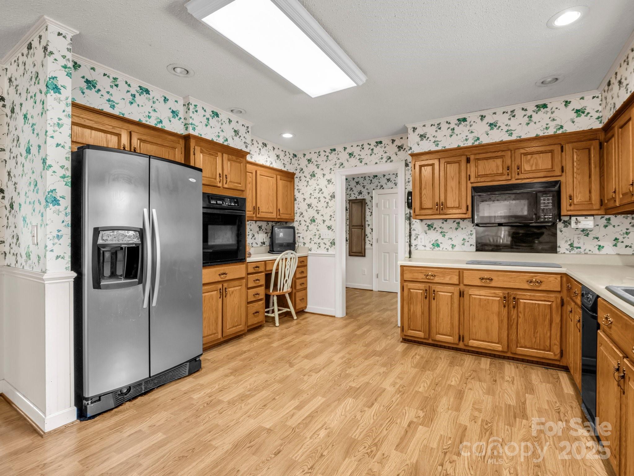 281 N Quail Run