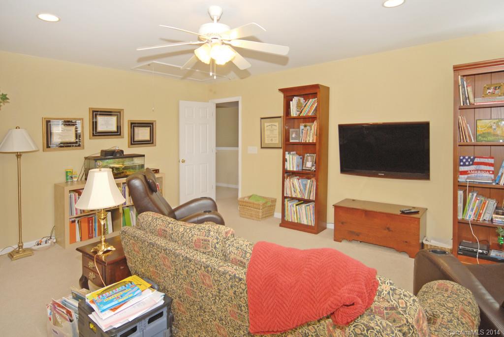 Autumn Cove At Lake Wylie - Residential