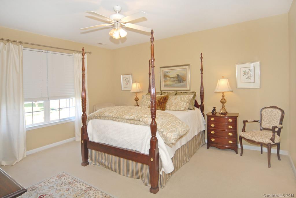 Autumn Cove At Lake Wylie - Residential