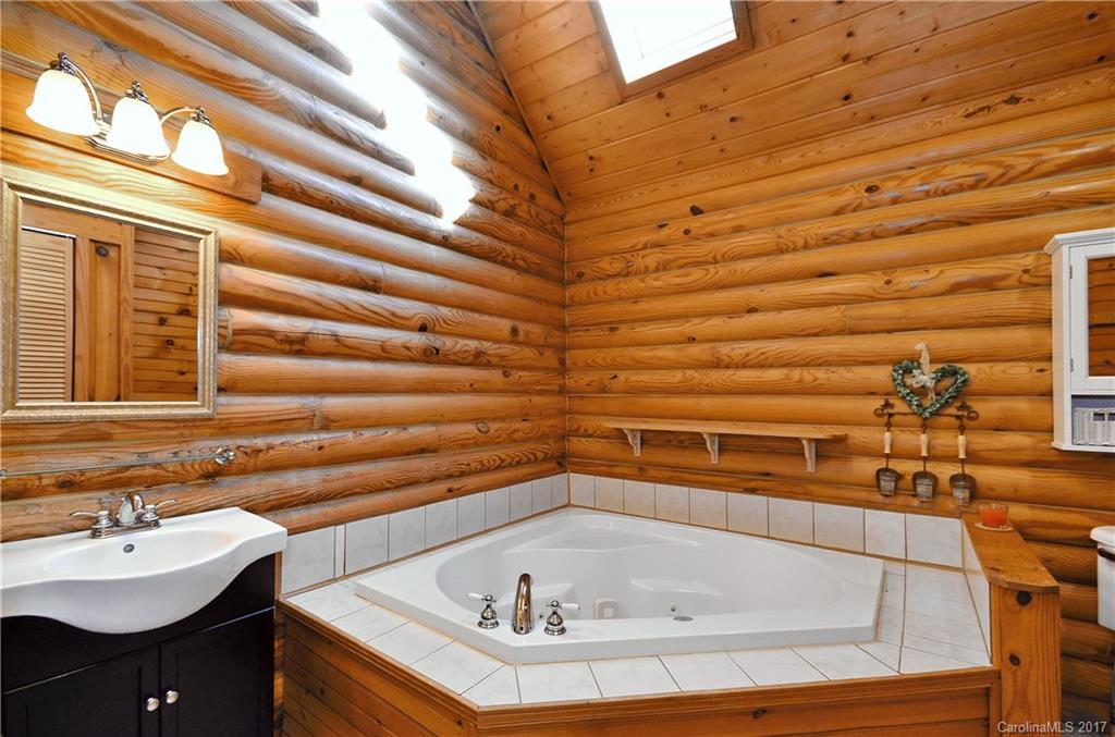 Emerald Lake - Residential