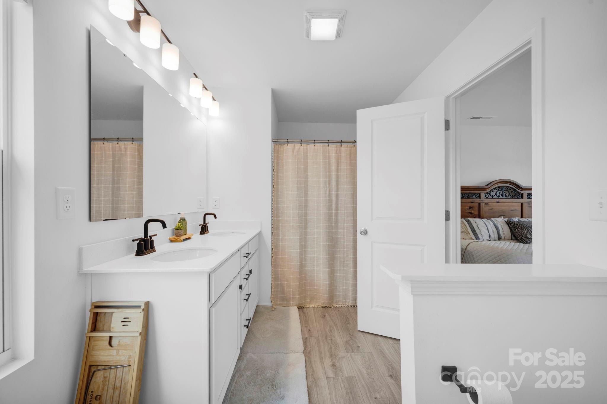 Marthas Ridge - Residential