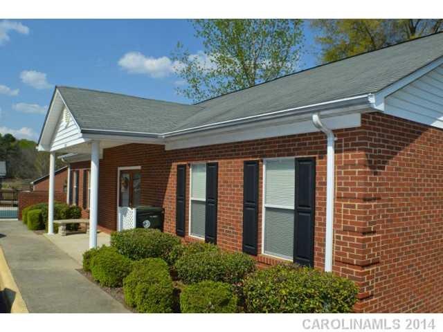 Twin Oaks - Residential