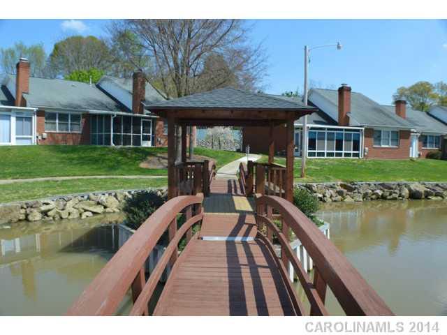 Twin Oaks - Residential