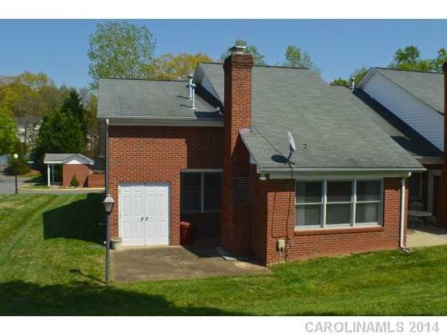 Twin Oaks - Residential