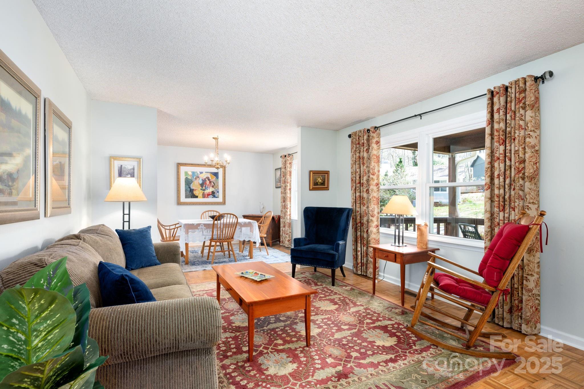 31 Turnberry Drive