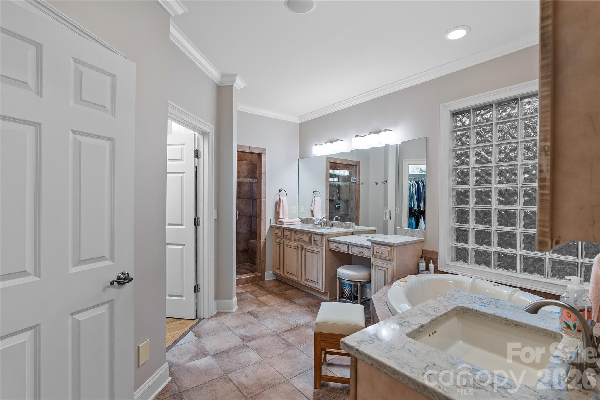Straus Park - Residential
