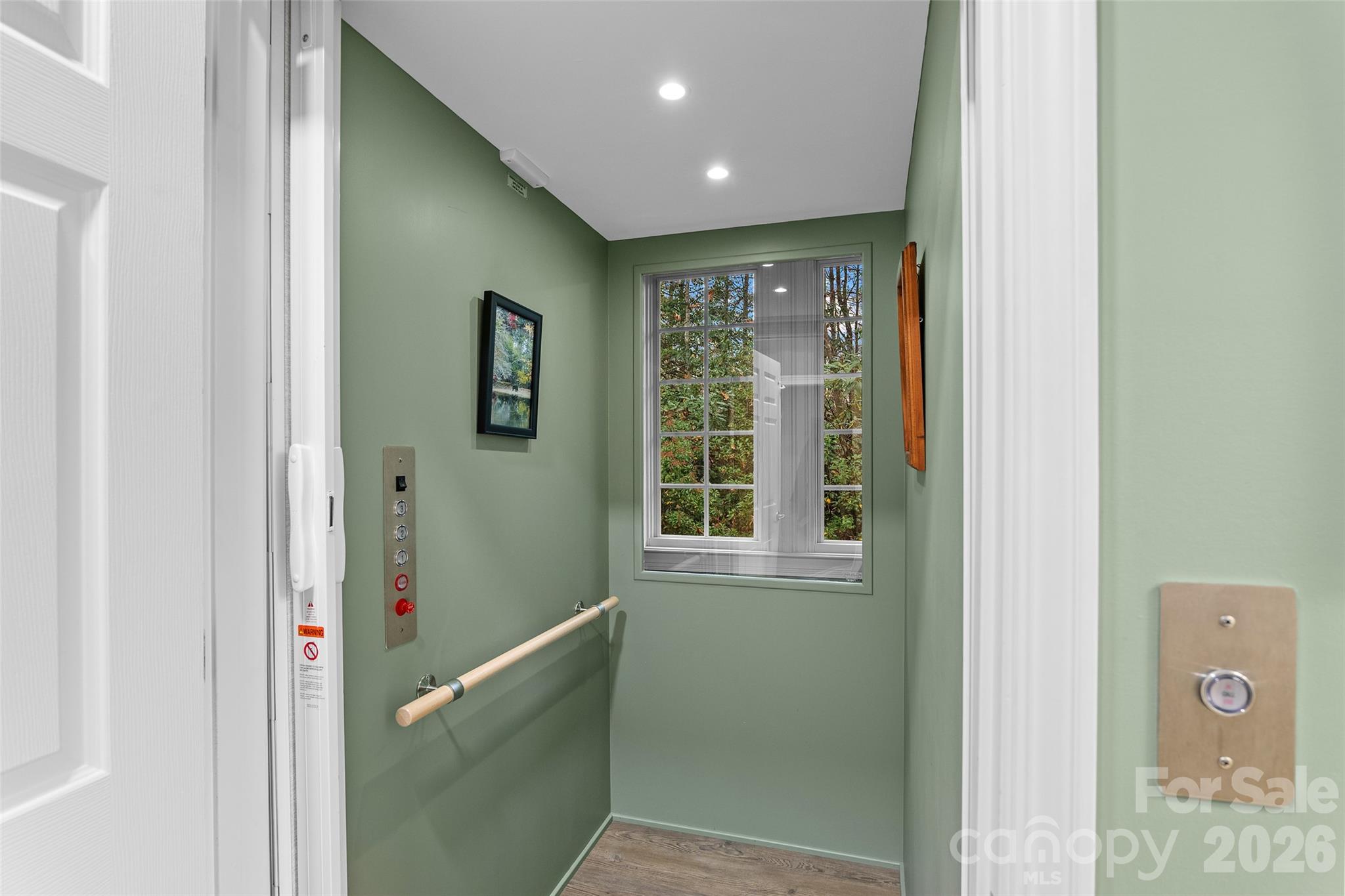 Straus Park - Residential