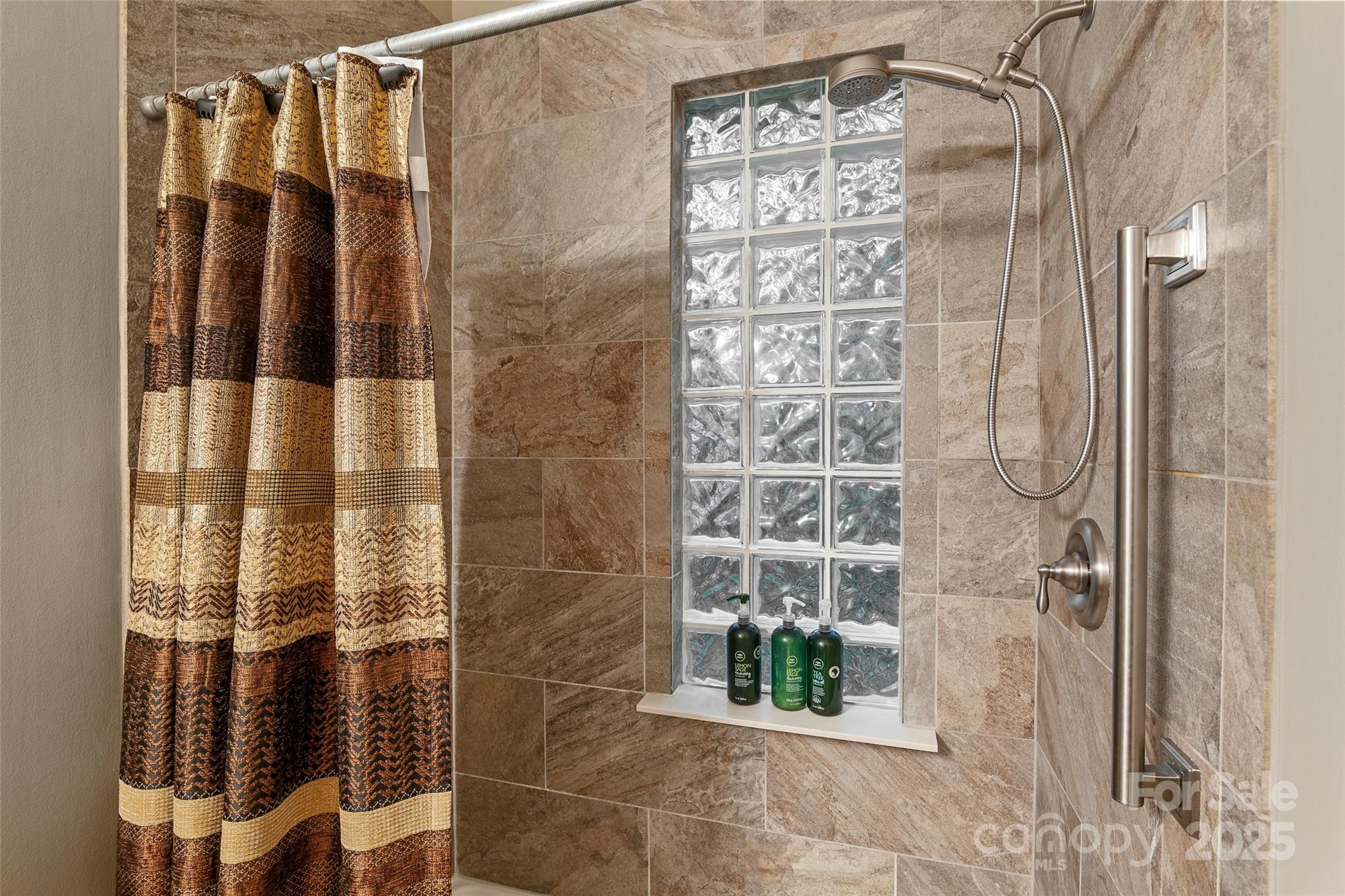 Straus Park - Residential