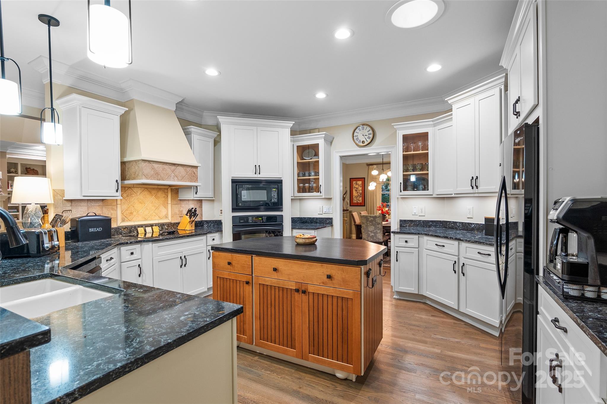 Straus Park - Residential