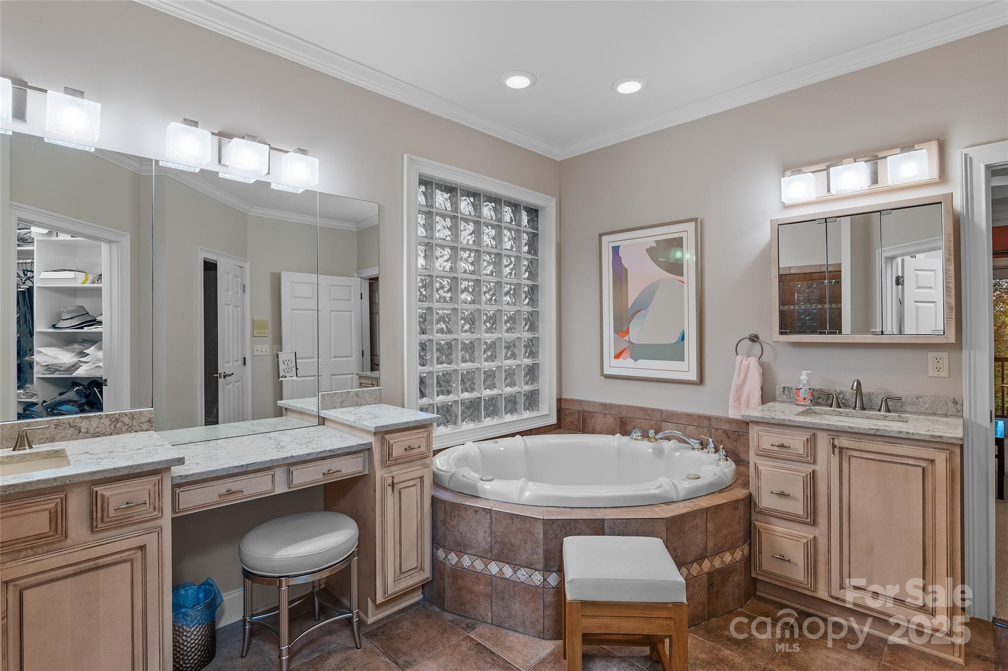 Straus Park - Residential