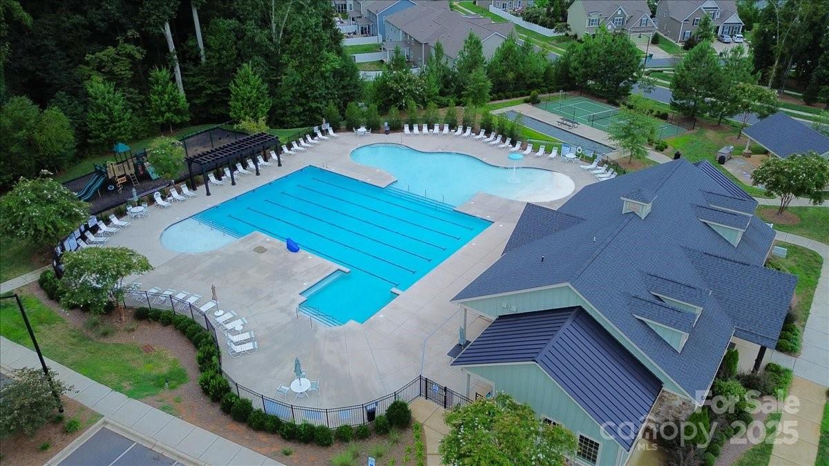 The Village At Ivy Ridge - Residential