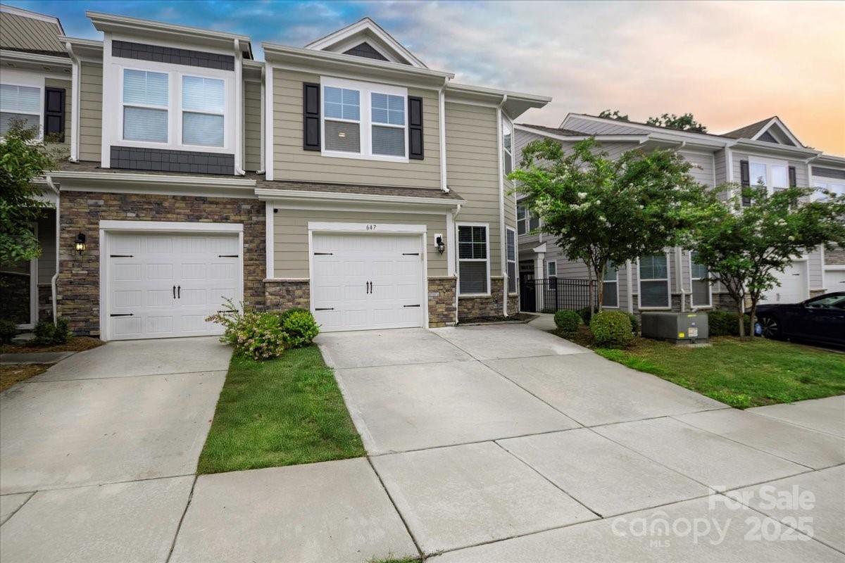 The Village At Ivy Ridge - Residential