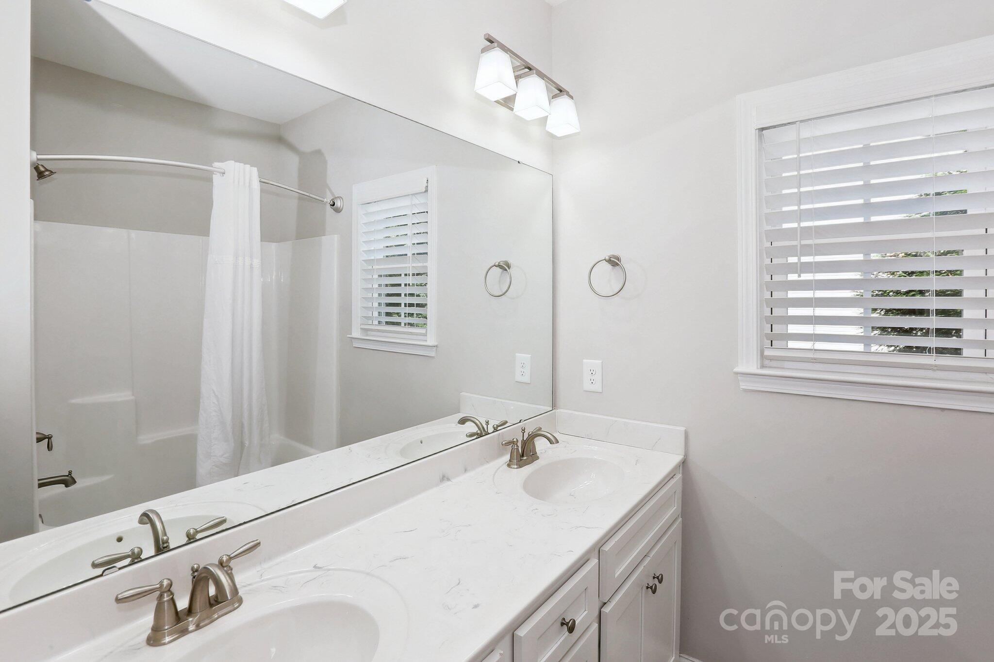 Stoneridge Lakes - Residential