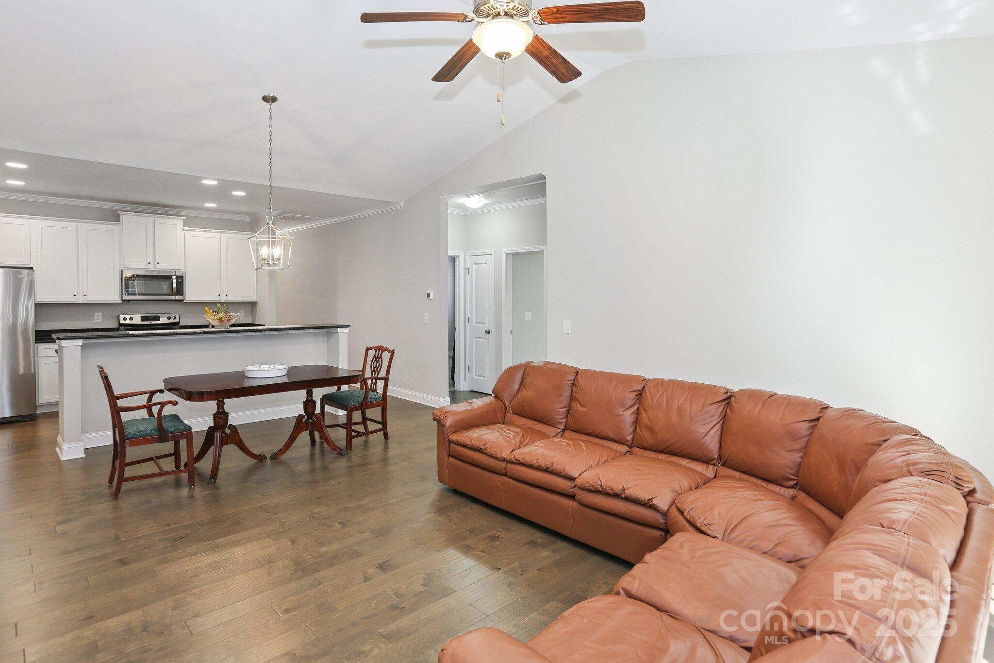 Stoneridge Lakes - Residential