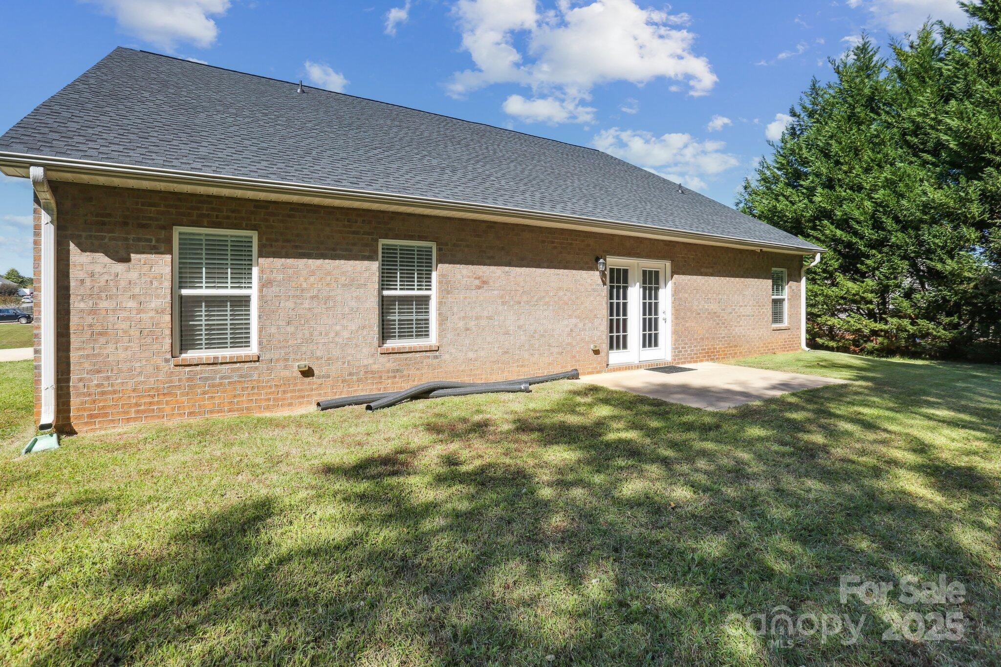 1648 Williamsburg Drive