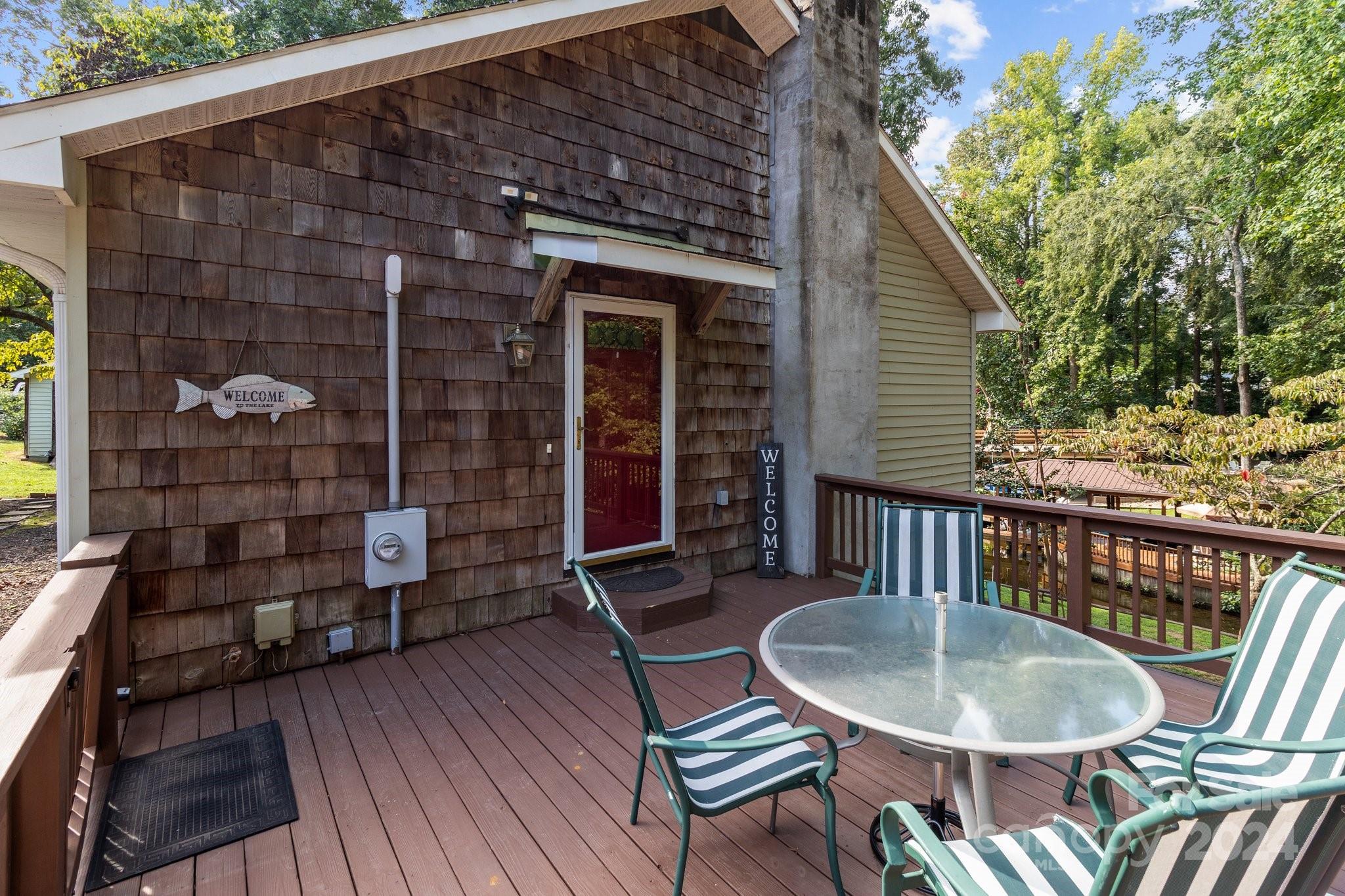 746 Springwood Drive 14&15