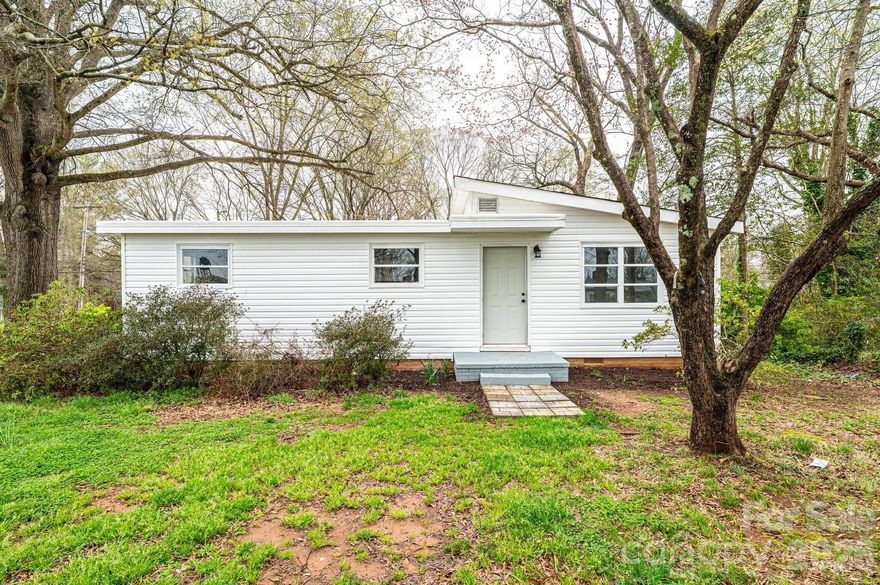 Renovated and move-in ready, 25 N Davis has had many updates. This home features a brand new roof, all new plumbing, new flooring throughout, new windows in bedrooms,  a completely updated kitchen with new cabinets and countertops, and a fully remodeled bathroom with modern finishes. All new appliances are included — refrigerator, stove, dishwasher, washer, and dryer — making this a true turnkey property. Perfect for a first-time buyer or an investor looking for a solid, updated home.