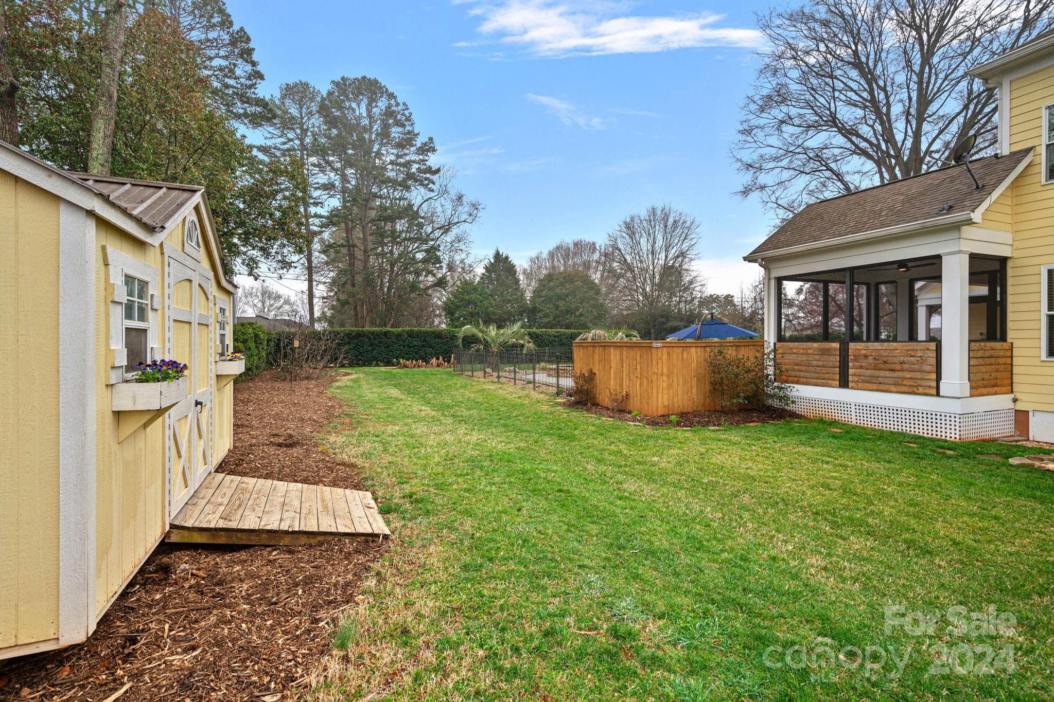 Lake Norman Island - Residential