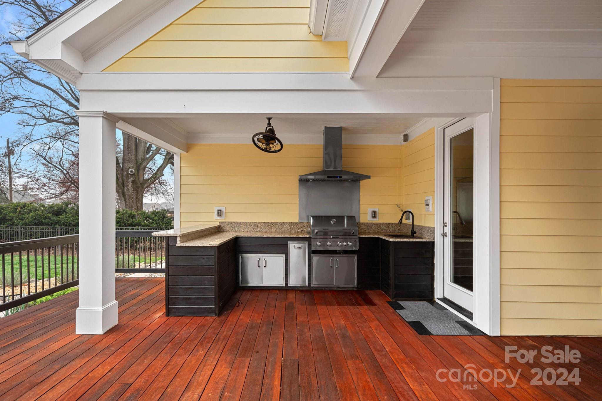 Lake Norman Island - Residential